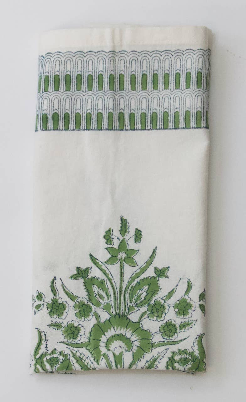 Handblockprinted tablecloth Varmala green 160 x 270 cm (63"x106")