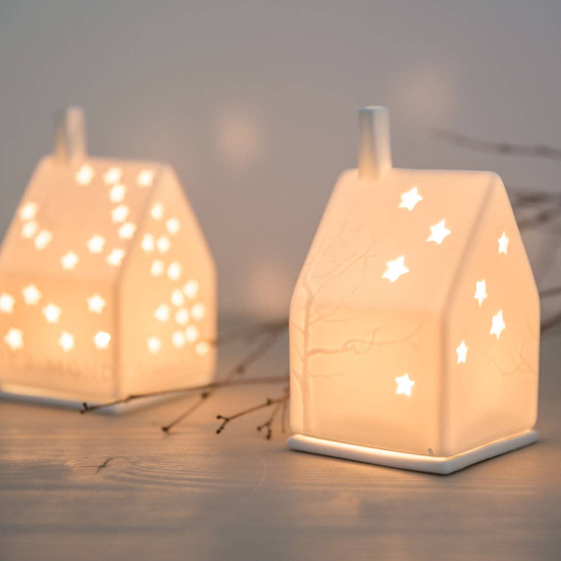 Räder Tree & Stars Village House - 3.9"