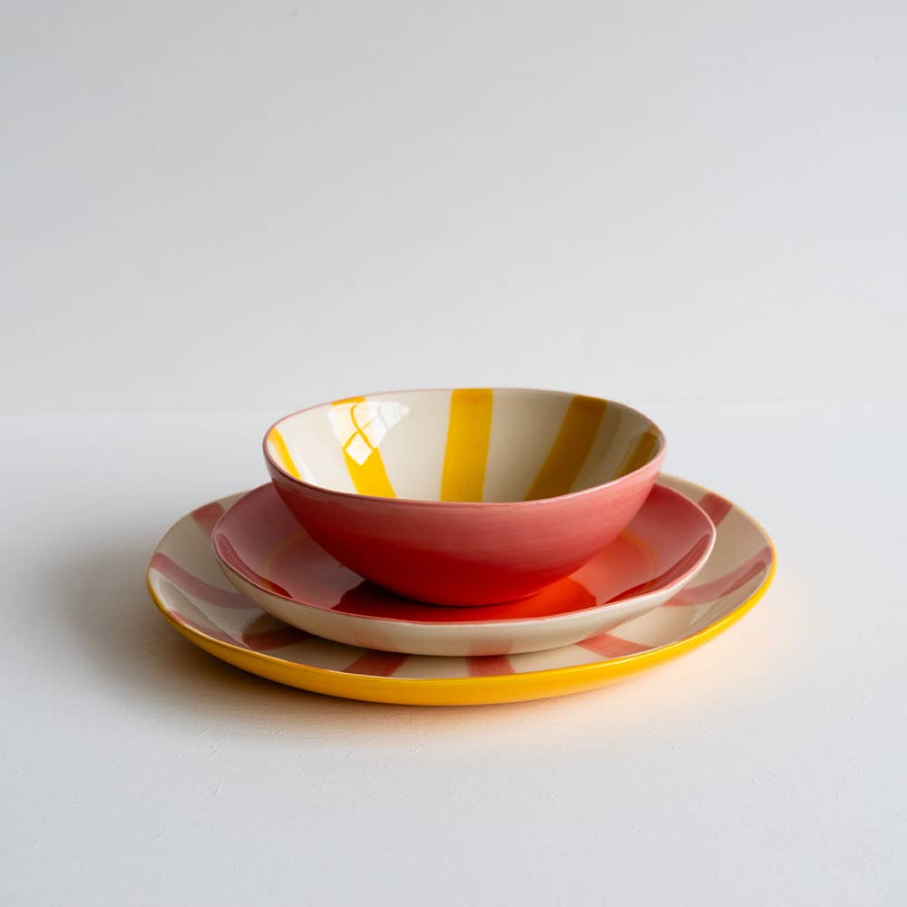 Musango Supper Plate in Candy Stripe